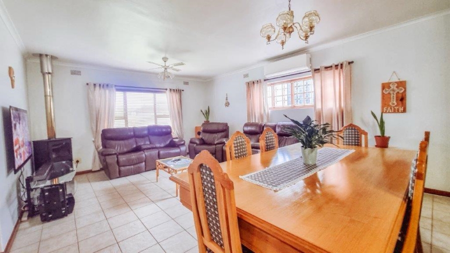 3 Bedroom Property for Sale in Belhar Western Cape